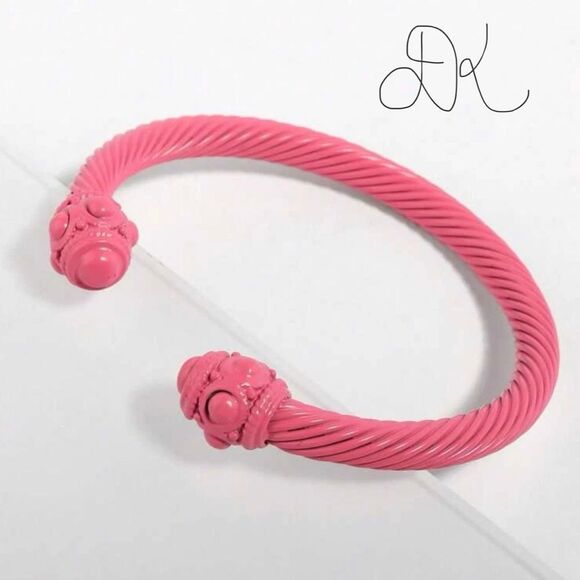 LIVE SHOW ITEMS CABLE BRACELET - Picture 4 of 7